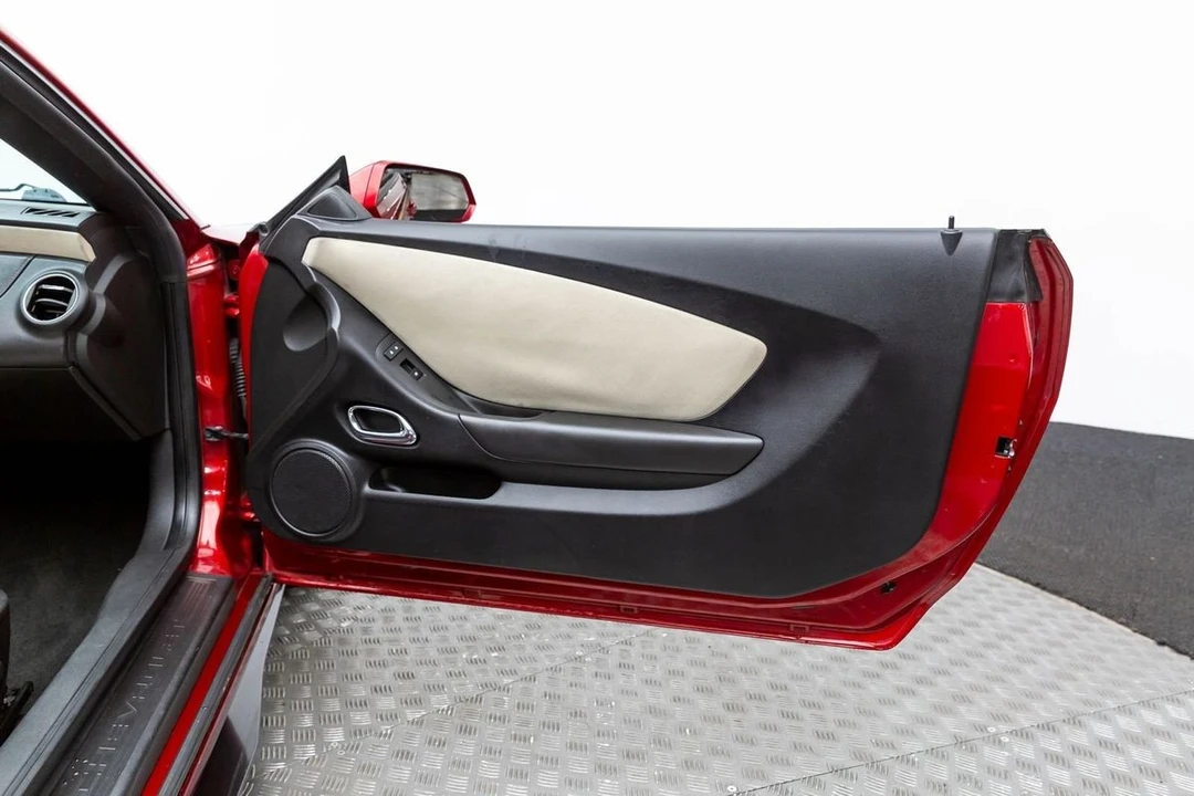 2015 Chevrolet Camaro 5th Gen - Image 12 of 21