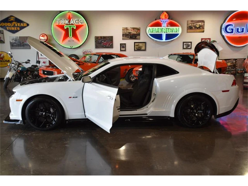2015 Chevrolet Camaro 5th Gen - Image 17 of 31