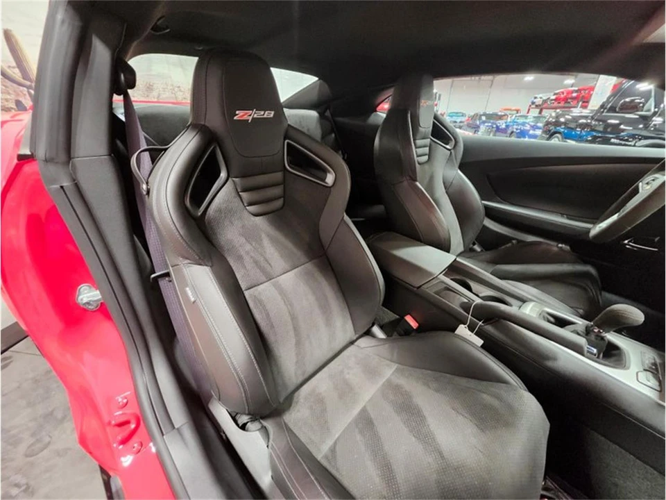 2015 Chevrolet Camaro 5th Gen - Image 29 of 31