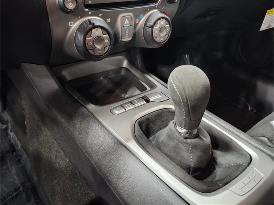2015 Chevrolet Camaro 5th Gen - Image 24 of 31
