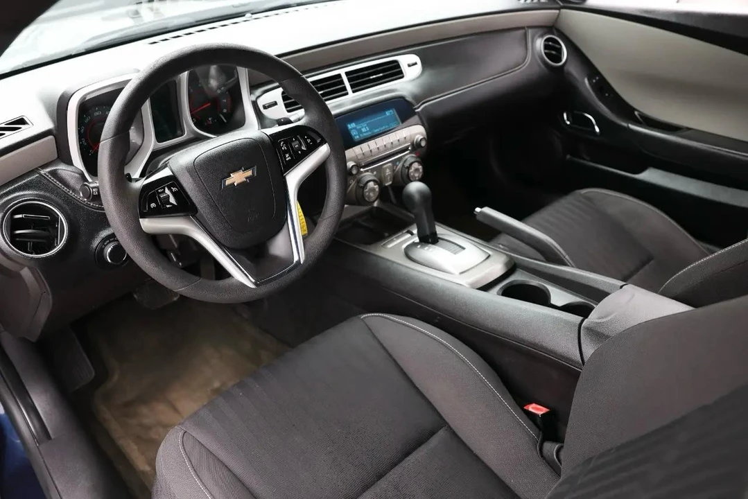 2015 Chevrolet Camaro 5th Gen - Image 4 of 12