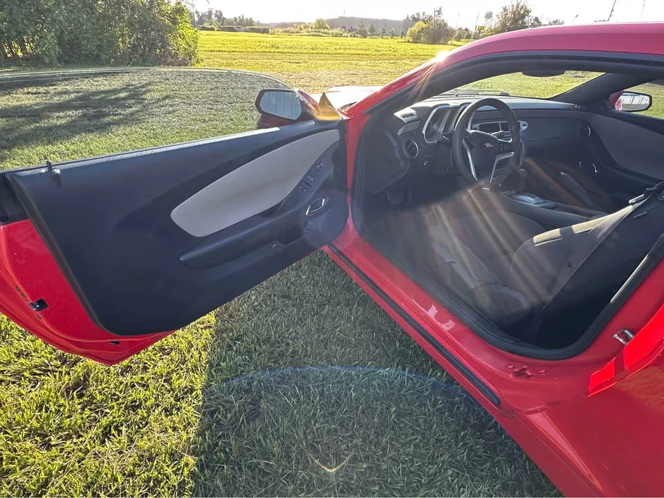 2015 Chevrolet Camaro 5th Gen - Image 10 of 17