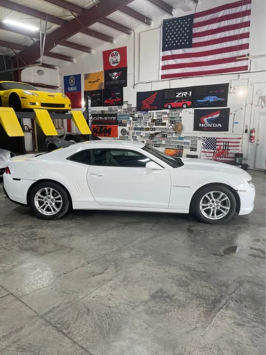 2015 Chevrolet Camaro 5th Gen - Image 6 of 10
