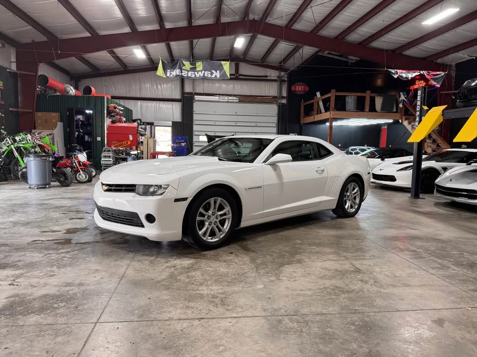 2015 Chevrolet Camaro 5th Gen - Image 2 of 9