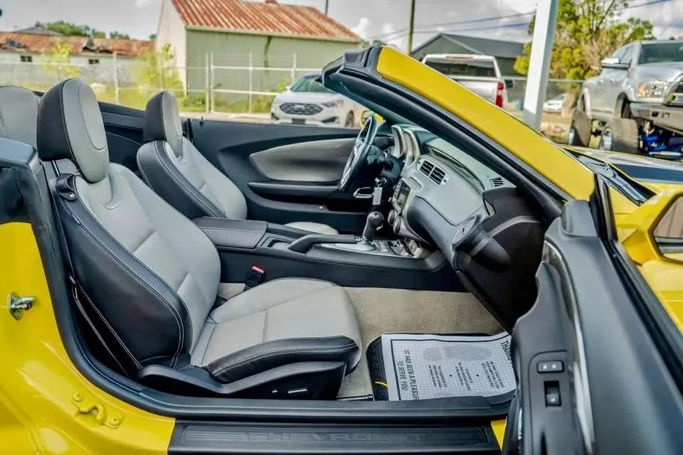 2015 Chevrolet Camaro 5th Gen - Image 15 of 20