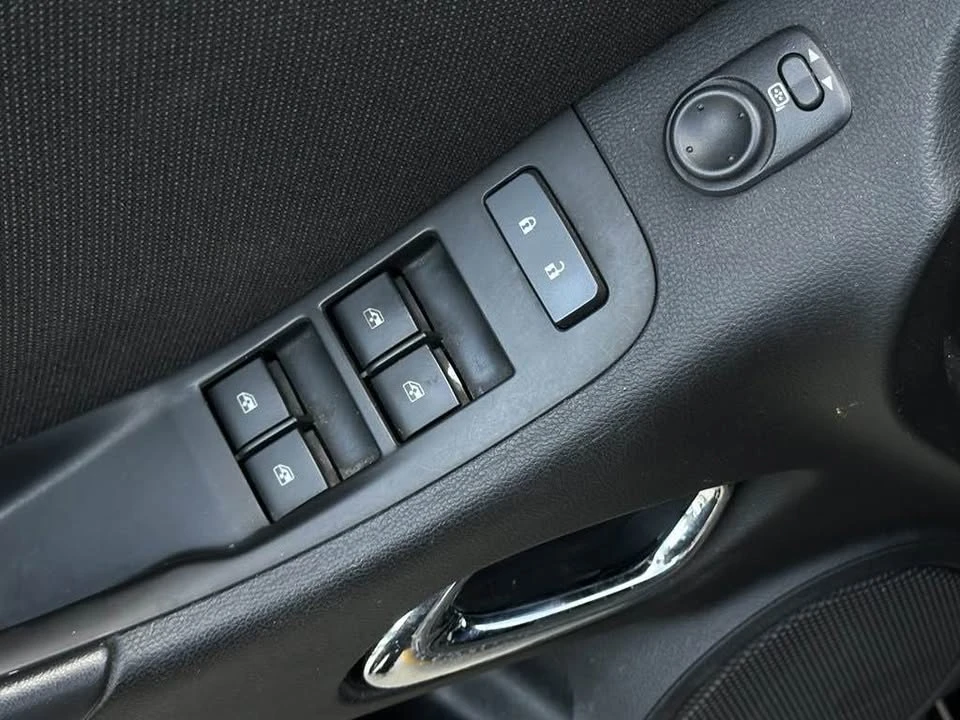 2015 Chevrolet Camaro 5th Gen - Image 9 of 20