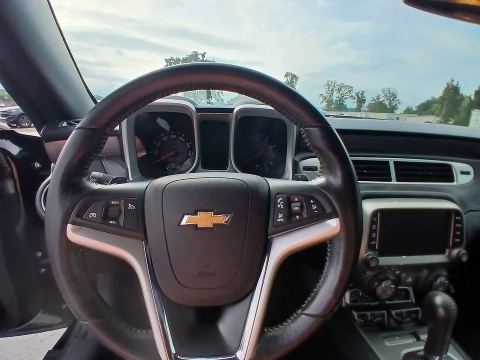 2015 Chevrolet Camaro 5th Gen - Image 9 of 13