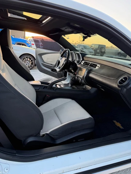 2015 Chevrolet Camaro 5th Gen - Image 9 of 14