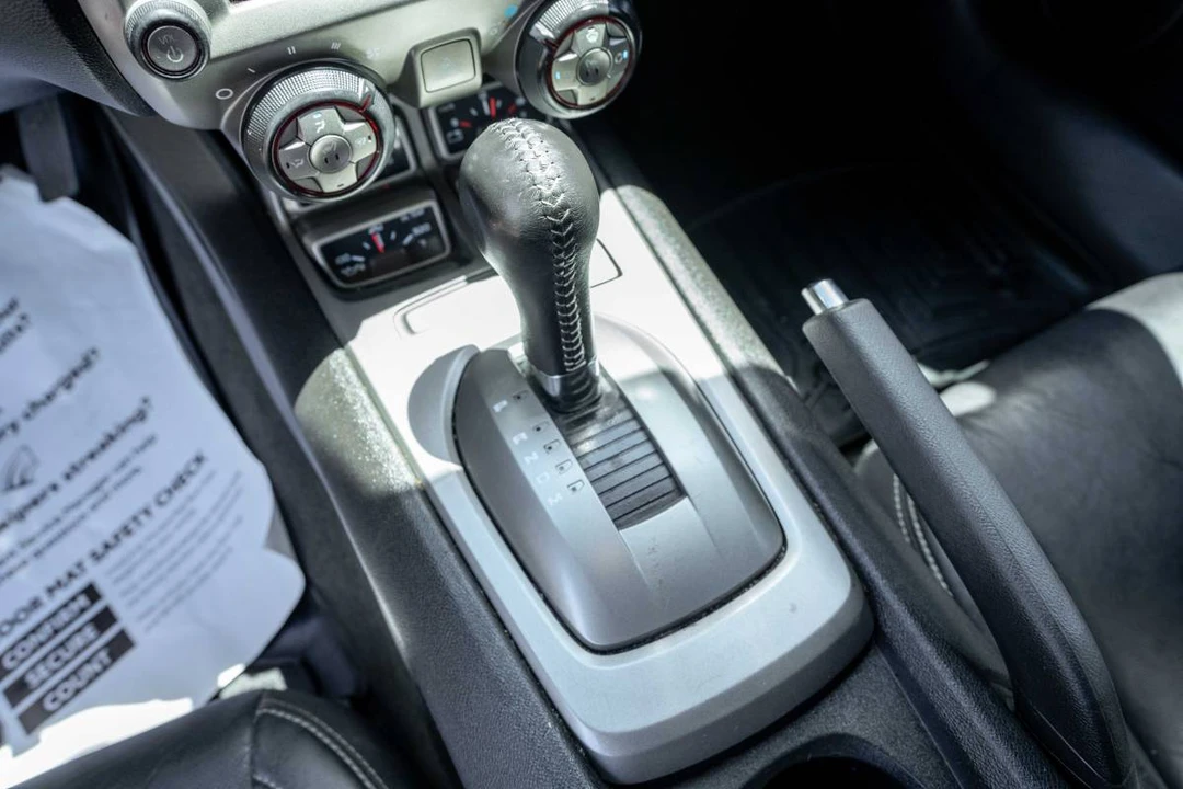 2015 Chevrolet Camaro 5th Gen - Image 15 of 19