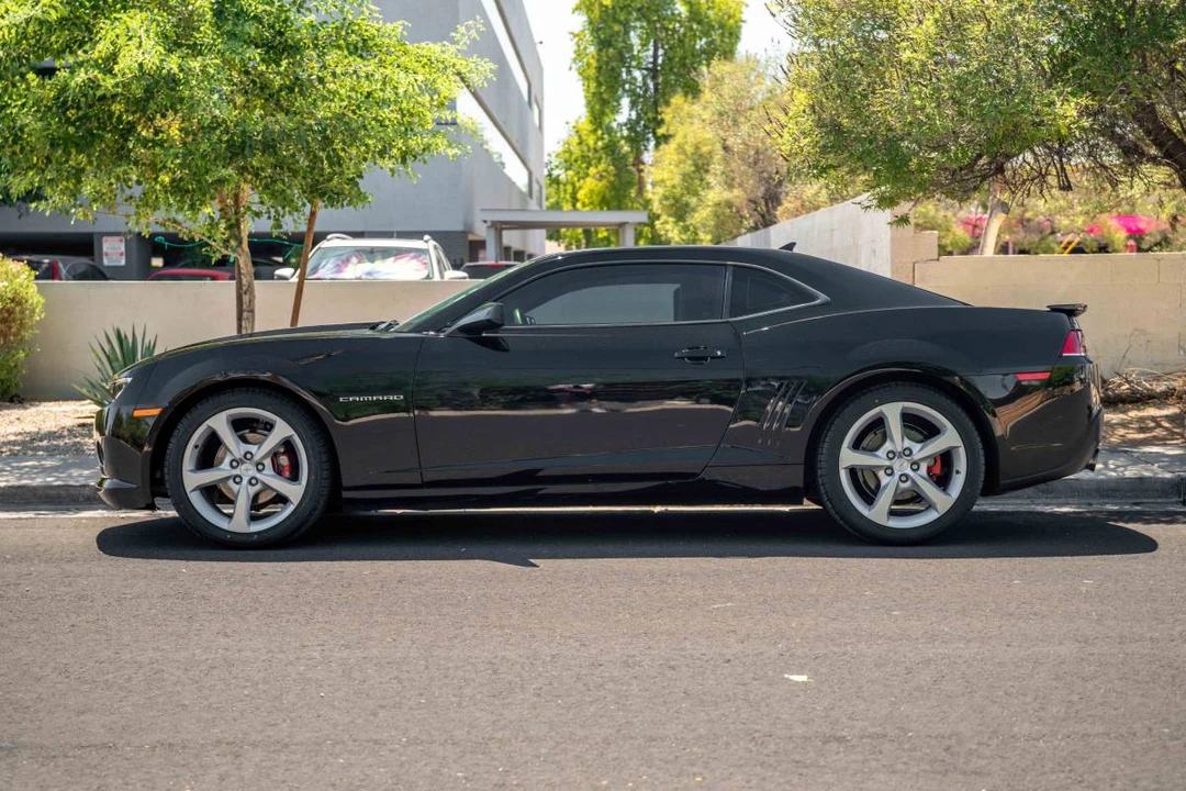 2015 Chevrolet Camaro 5th Gen - Image 2 of 19
