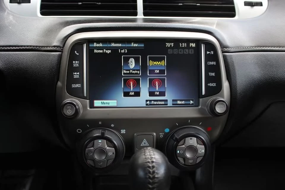 2015 Chevrolet Camaro 5th Gen - Image 9 of 14