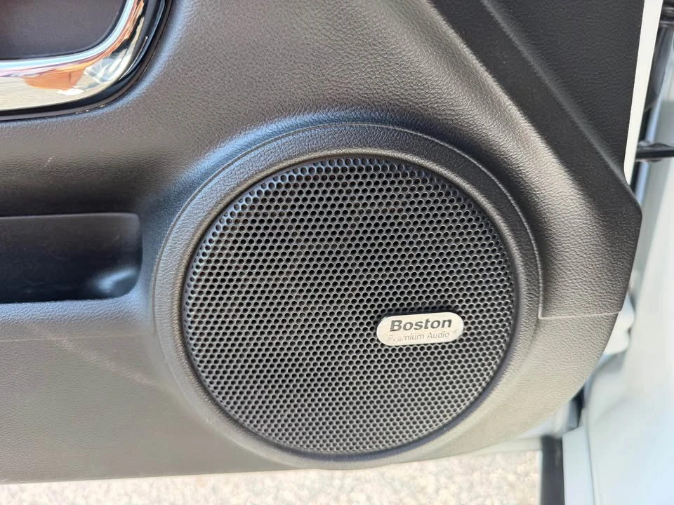2015 Chevrolet Camaro 5th Gen - Image 7 of 13