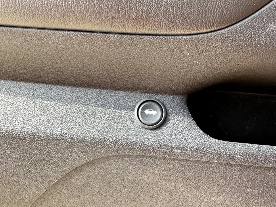 2015 Chevrolet Camaro 5th Gen - Image 11 of 20