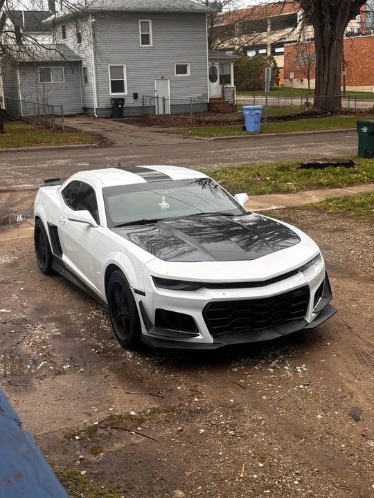 2015 Chevrolet Camaro 5th Gen - Image 2 of 3