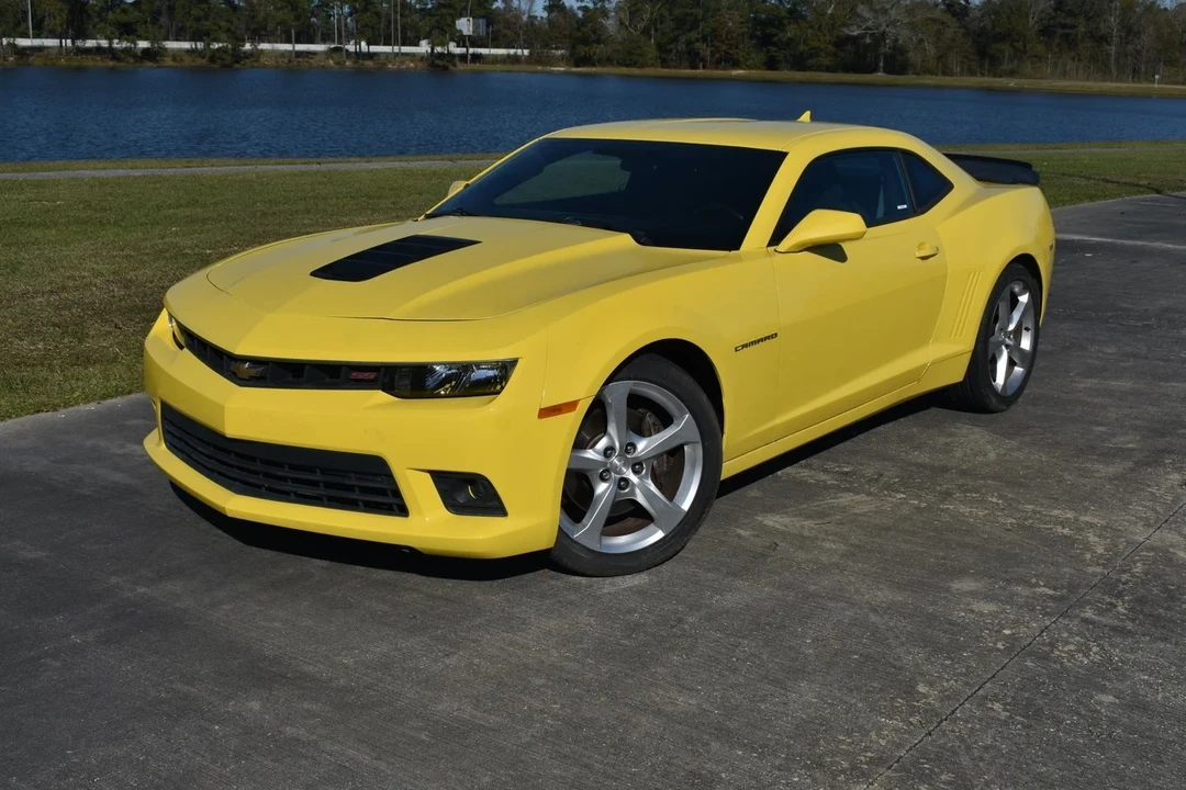 2015 Chevrolet Camaro SS 5th Gen - Image 2 of 15