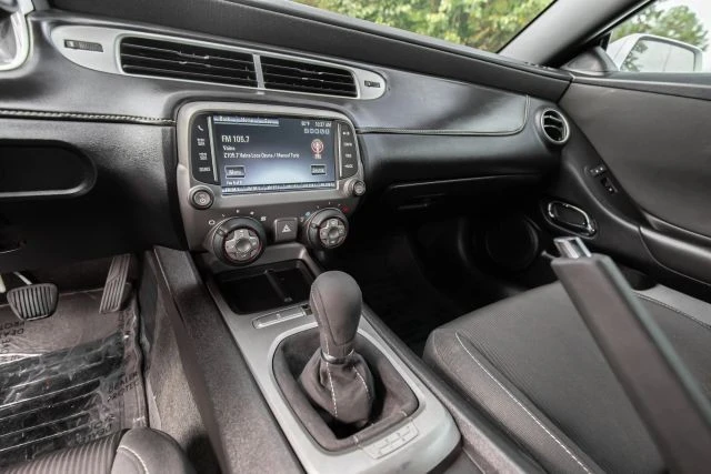 2015 Chevrolet Camaro SS 5th Gen - Image 18 of 21