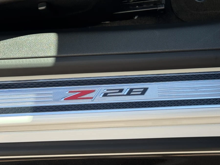 2015 Chevrolet Camaro Z/28 5th Gen - Image 9 of 18