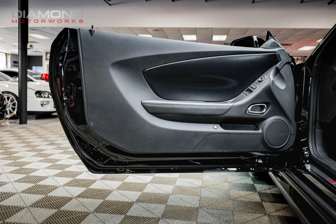 2015 Chevrolet Camaro Z/28 5th Gen - Image 17 of 31