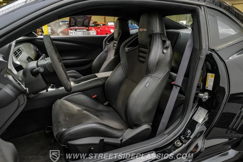 2015 Chevrolet Camaro Z/28 5th Gen - Image 23 of 31