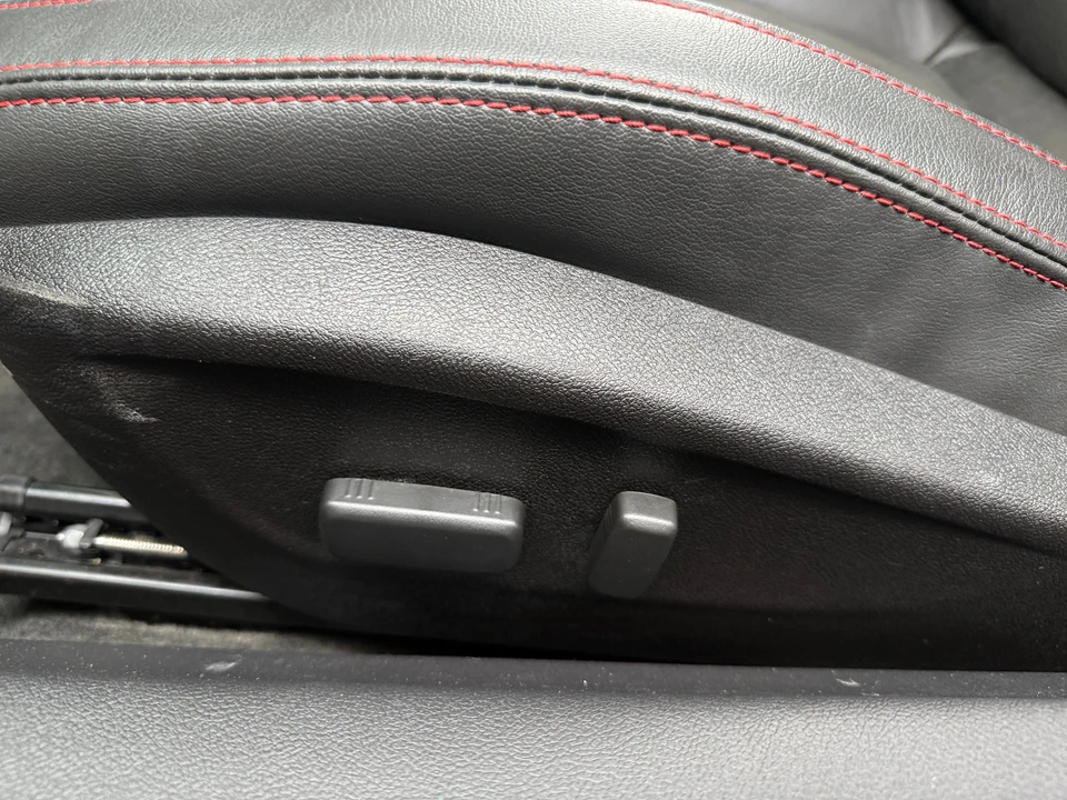 2015 Chevrolet Camaro ZL1 5th Gen - Image 2 of 31
