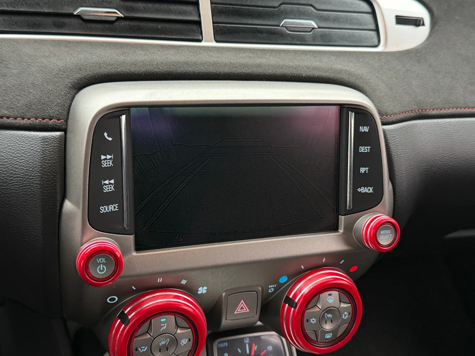2015 Chevrolet Camaro ZL1 5th Gen - Image 14 of 31