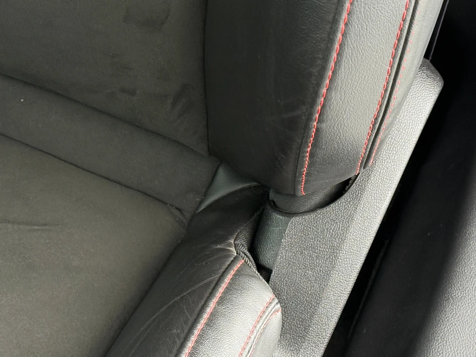 2015 Chevrolet Camaro ZL1 5th Gen - Image 18 of 31
