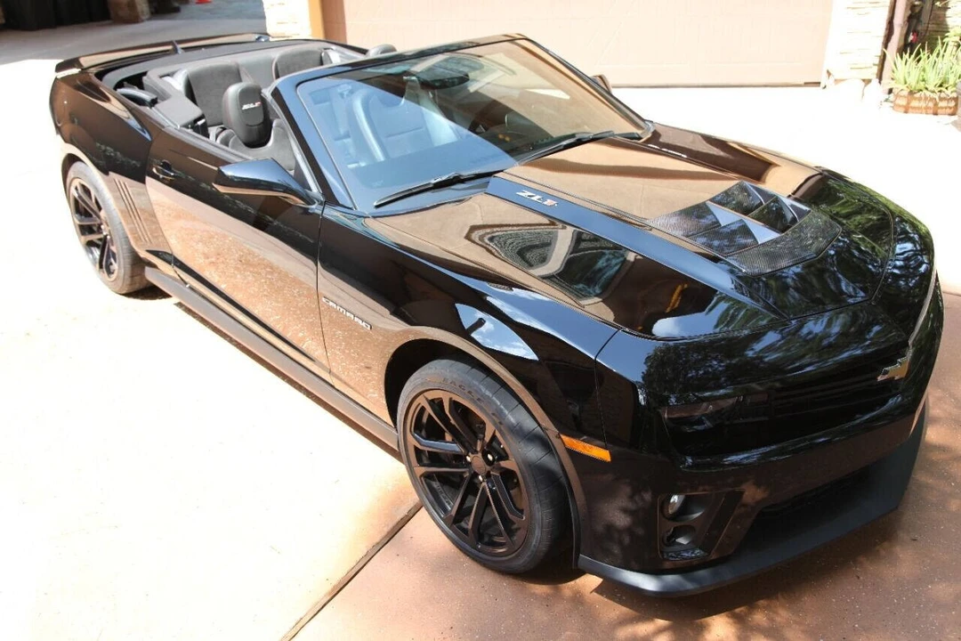 2015 Chevrolet Camaro ZL1 5th Gen - Image 7 of 31