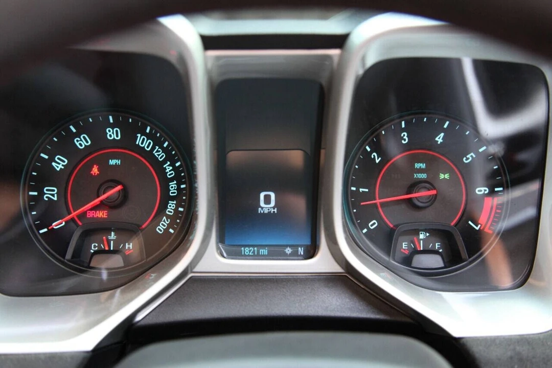 2015 Chevrolet Camaro ZL1 5th Gen - Image 2 of 31