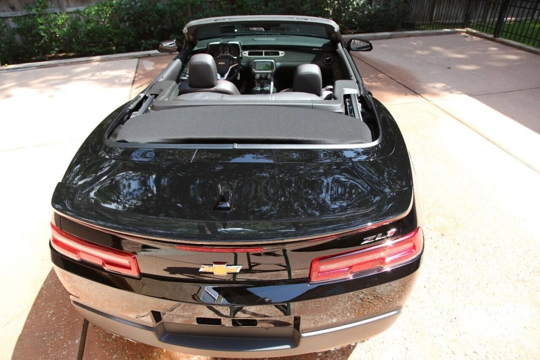 2015 Chevrolet Camaro ZL1 5th Gen - Image 10 of 31