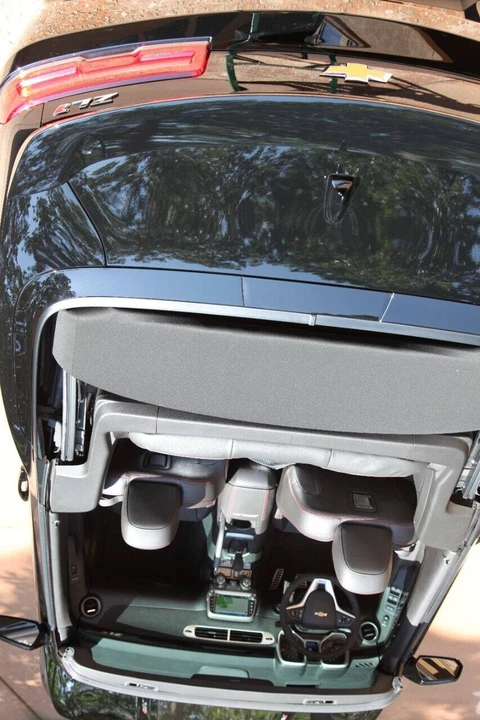 2015 Chevrolet Camaro ZL1 5th Gen - Image 12 of 31