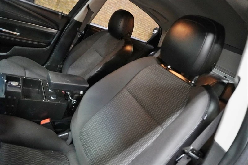2015 Chevrolet Caprice - Image 25 of 31