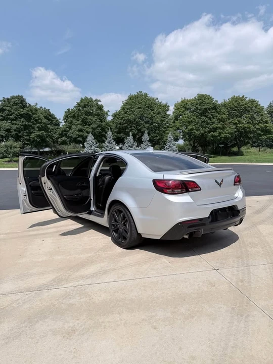 2015 Chevrolet SS - Image 6 of 11