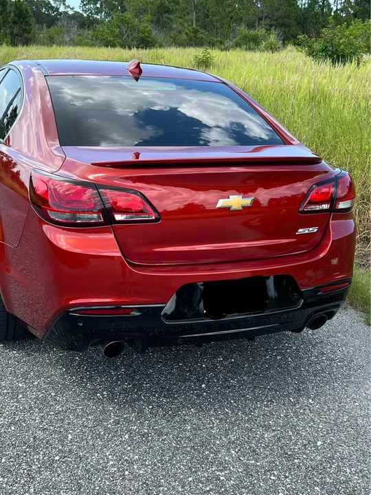 2015 Chevrolet SS - Image 2 of 13