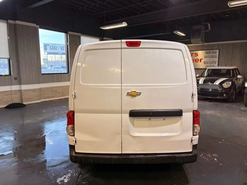 2015 Chevrolet Express - Image 5 of 12