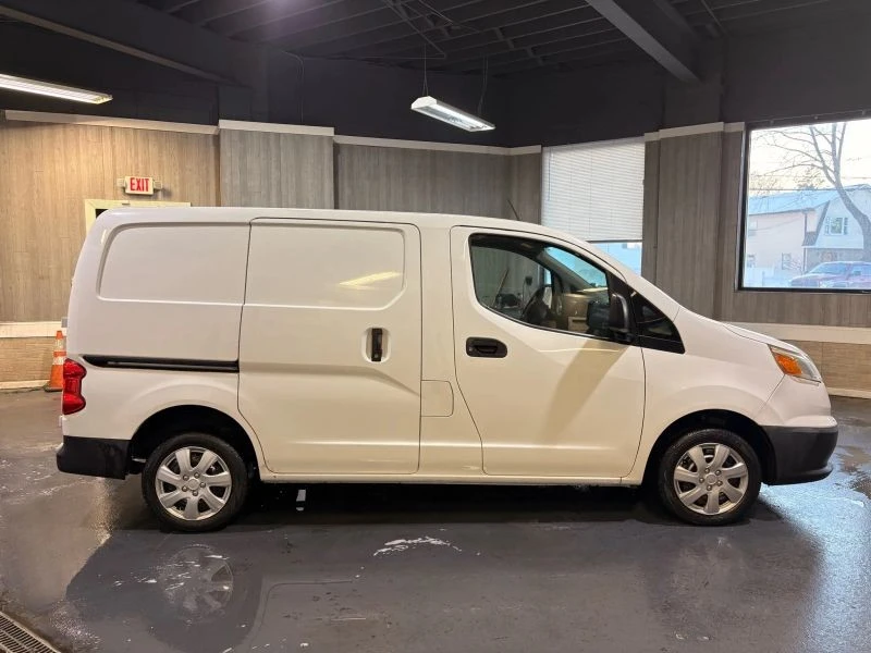 2015 Chevrolet Express - Image 7 of 12