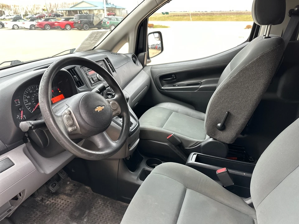 2015 Chevrolet Express - Image 10 of 20