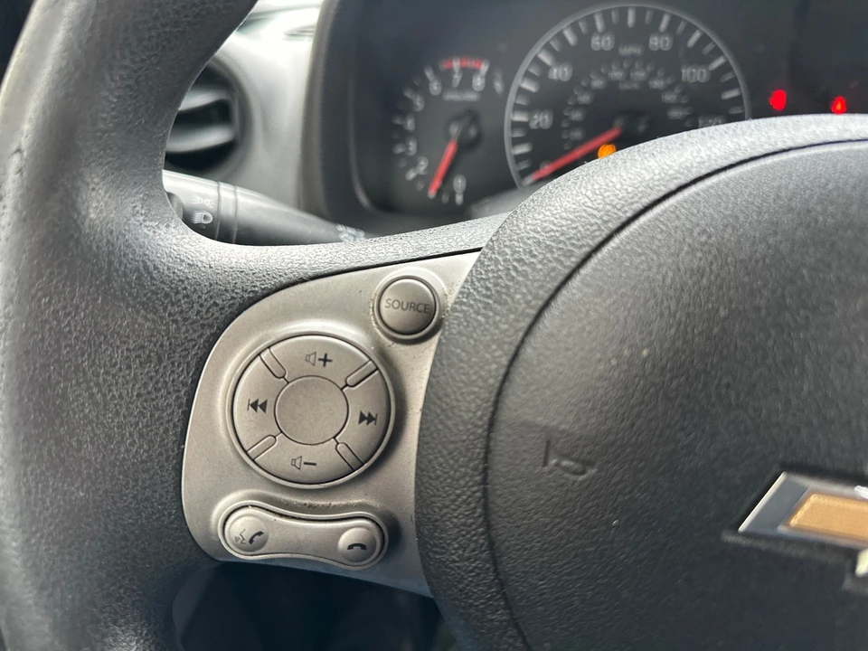 2015 Chevrolet Express - Image 17 of 20