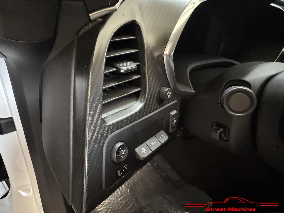 2015 Chevrolet - Image 13 of 31