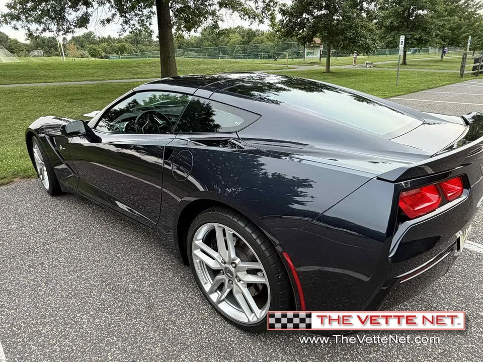 2015 Chevrolet Corvette C7 - Image 2 of 31