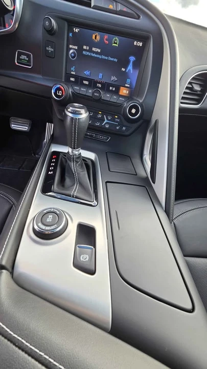 2015 Chevrolet Corvette C7 - Image 12 of 17