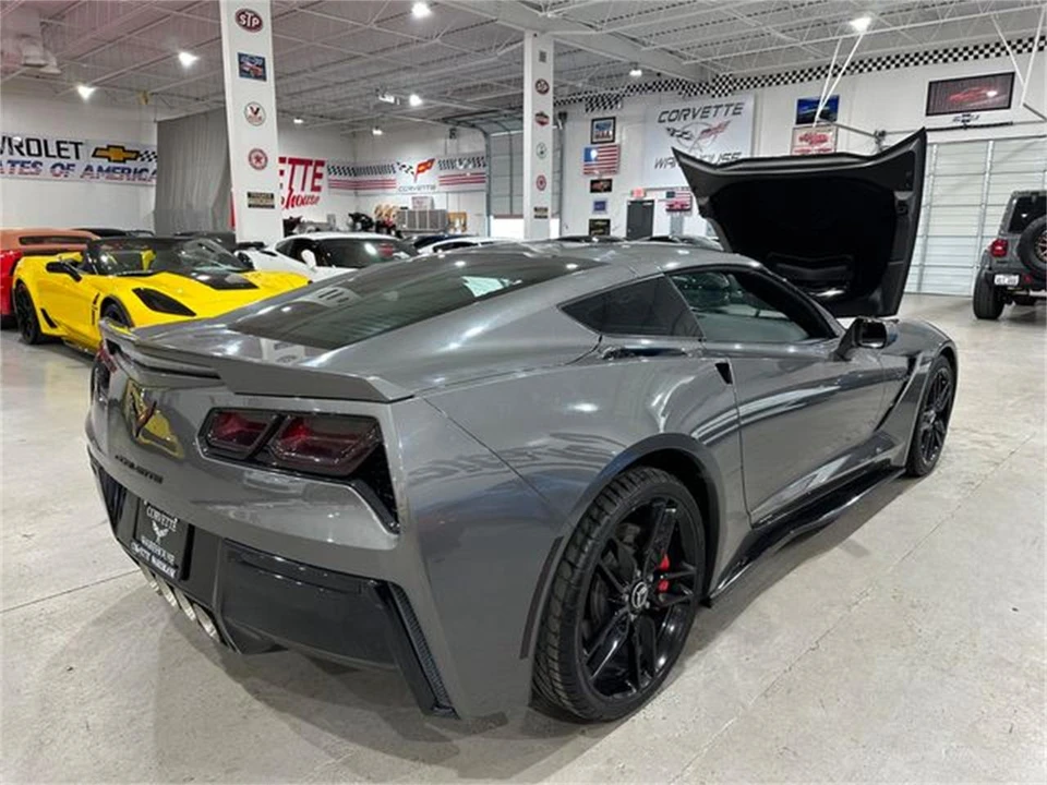 2015 Chevrolet Corvette C7 - Image 25 of 30
