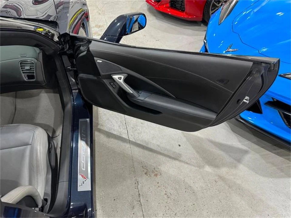 2015 Chevrolet Corvette C7 - Image 15 of 30