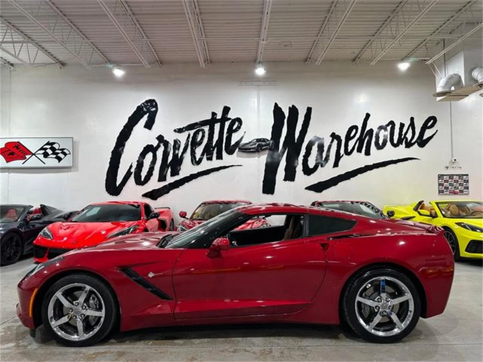 2015 Chevrolet Corvette - Image 2 of 30