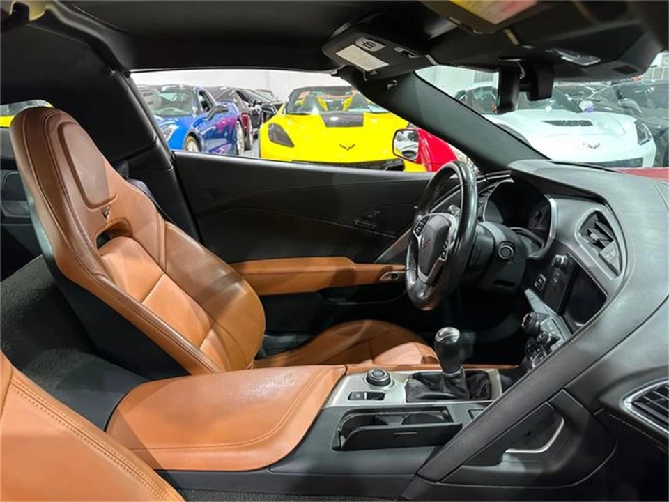 2015 Chevrolet Corvette - Image 14 of 30
