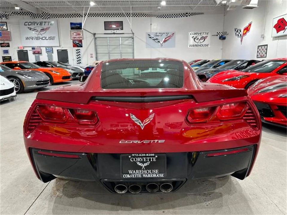 2015 Chevrolet Corvette - Image 18 of 30