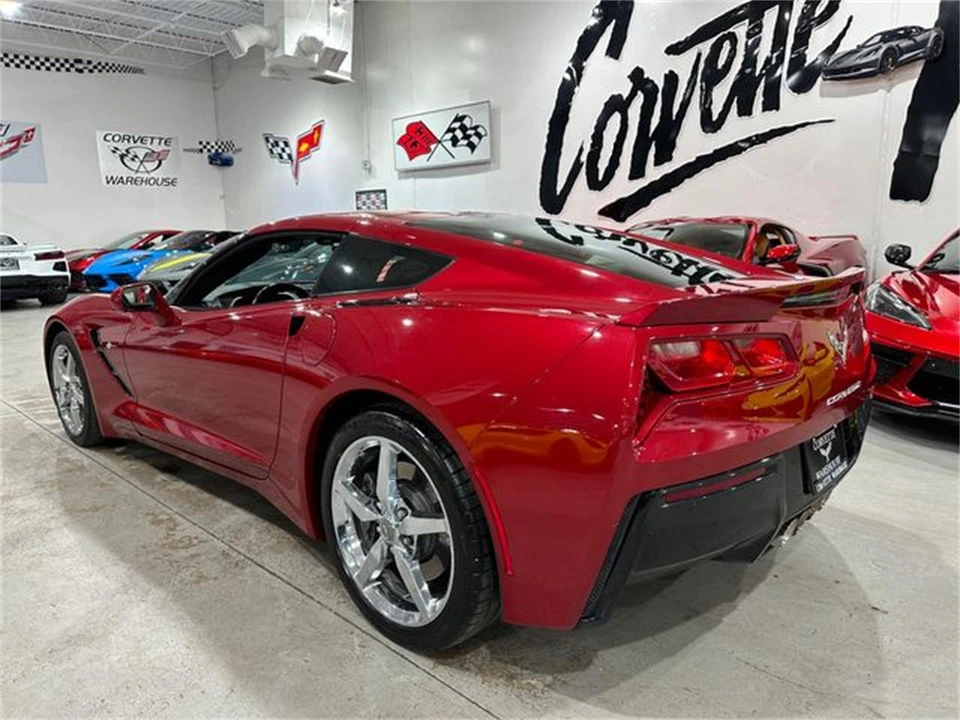 2015 Chevrolet Corvette - Image 28 of 30