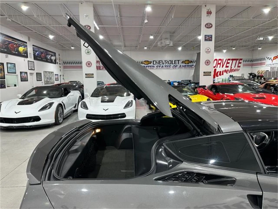 2015 Chevrolet Corvette C7 - Image 6 of 30