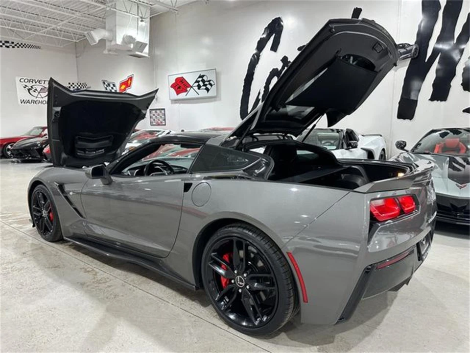 2015 Chevrolet Corvette C7 - Image 16 of 30