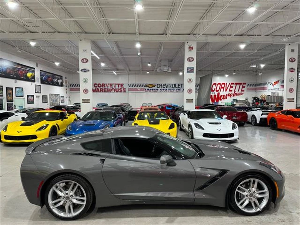 2015 Chevrolet Corvette C7 - Image 5 of 30