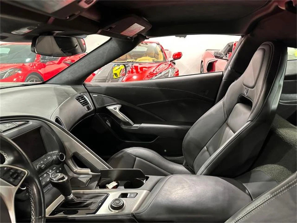 2015 Chevrolet Corvette C7 - Image 12 of 30